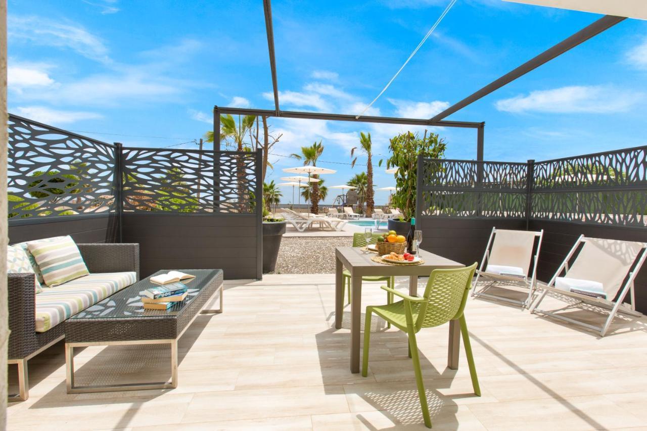 Malgrat De Mar Beachfront Village Phòng bức ảnh