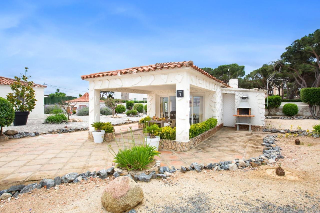 Malgrat De Mar Beachfront Village Phòng bức ảnh